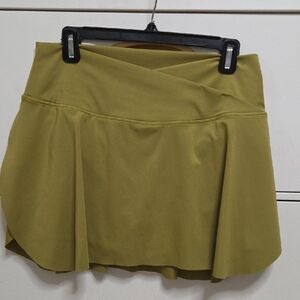 Calvin Klein Performance Olive Green Skort – Size Large – Active & Stylish